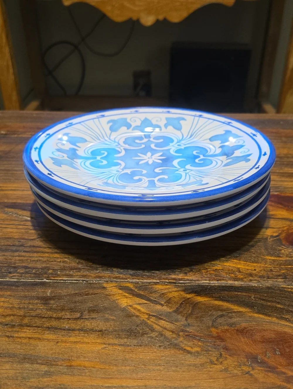 Williama-Sonoma Set of 4 Blue and White Melamine Salad Plates 8.75 Inches